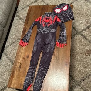 NWOT Spider-Man costume small
